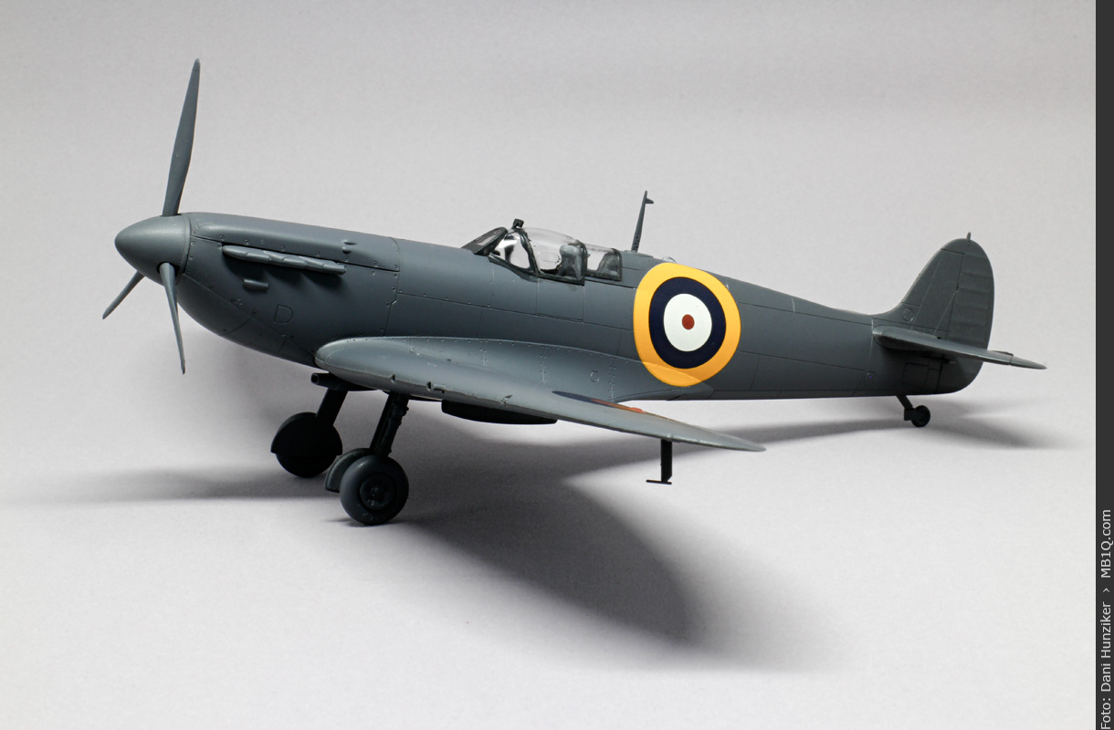Supermarine Spitfire Mk I • 1:48 • Dani Hunziker